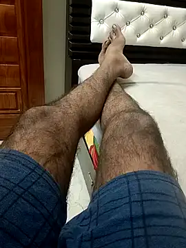 Snapshot of You_are__mine_ chatting on 01-08-25, 06:31 You are mine online show from 01-08-25, 06:31