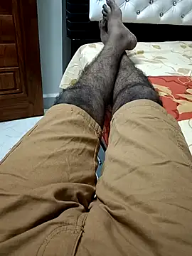 Snapshot of You_are__mine_ chatting on 02-20-25, 08:06 You are mine online show from 02-20-25, 08:06