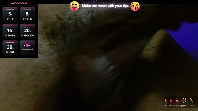 carolinemiller7 online show from 12-14-24, 10:02