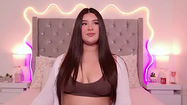 JuliaSUMMERS2022 online show from 02-08-26, 10:02