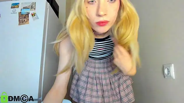 Snapshot of _Alice_Kitty chatting on 12-29-24, 12:01  Alice Kitty online show from 12-29-24, 12:01