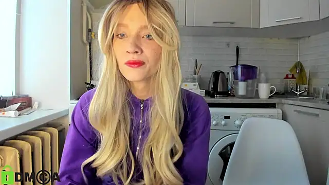 Snapshot of _Alice_Kitty chatting on 01-12-25, 12:12  Alice Kitty online show from 01-12-25, 12:12