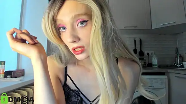 Snapshot of _Alice_Kitty chatting on 01-28-25, 12:00  Alice Kitty online show from 01-28-25, 12:00