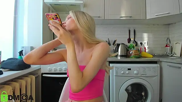 Snapshot of _Alice_Kitty chatting on 02-07-25, 09:58  Alice Kitty online show from 02-07-25, 09:58