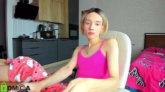 Snapshot of _Alice_Kitty chatting on 10-06-25, 07:39  Alice Kitty online show from 10-06-25, 07:39