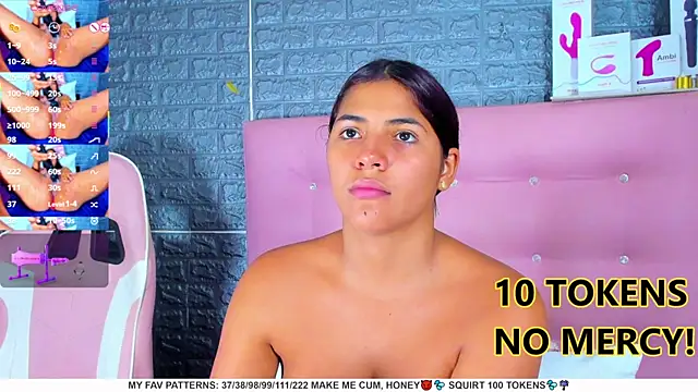 Snapshot of AriannaLewiis chatting on 02-21-25, 01:22 AriannaLewiis online show from 02-21-25, 01:22