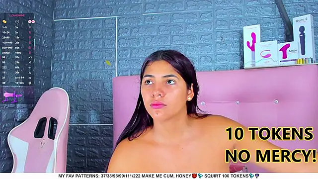 Snapshot of AriannaLewiis chatting on 02-21-25, 10:37 AriannaLewiis online show from 02-21-25, 10:37