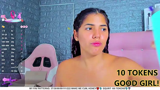 Snapshot of AriannaLewiis chatting on 03-06-25, 01:37 AriannaLewiis online show from 03-06-25, 01:37