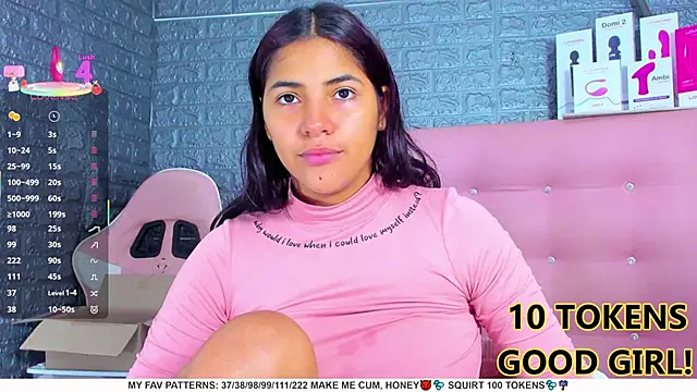 Snapshot of AriannaLewiis chatting on 03-06-25, 07:10 AriannaLewiis online show from 03-06-25, 07:10