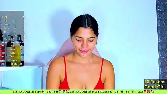 Snapshot of AriannaLewiis chatting on 11-05-25, 06:52 AriannaLewiis online show from 11-05-25, 06:52