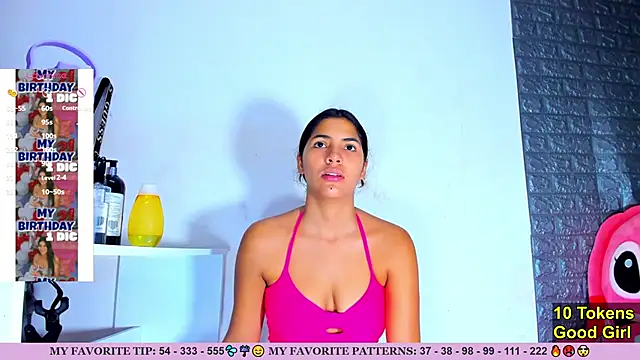 Snapshot of AriannaLewiis chatting on 11-10-25, 07:24 AriannaLewiis online show from 11-10-25, 07:24