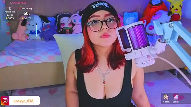 AnngelaSkye online show from 11-12-25, 05:41