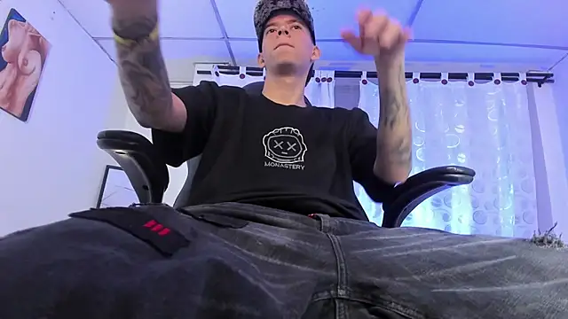 FrannBoy online show from 03-15-25, 07:38