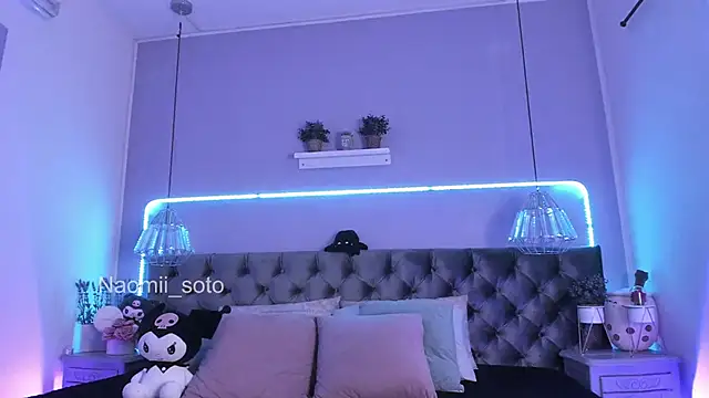 Snapshot of Naomii_Soto chatting on 03-18-25, 08:04 Naomii Soto online show from 03-18-25, 08:04