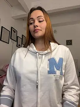 Miss-Abbii online show from 01-18-25, 12:13