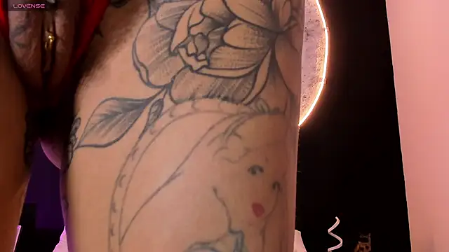 Snapshot of GinebraaFox_ chatting on 03-04-25, 05:45 GinebraaFox  online show from 03-04-25, 05:45