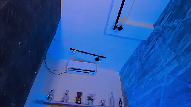 Snapshot of GinebraaFox_ chatting on 03-21-25, 05:02 GinebraaFox  online show from 03-21-25, 05:02