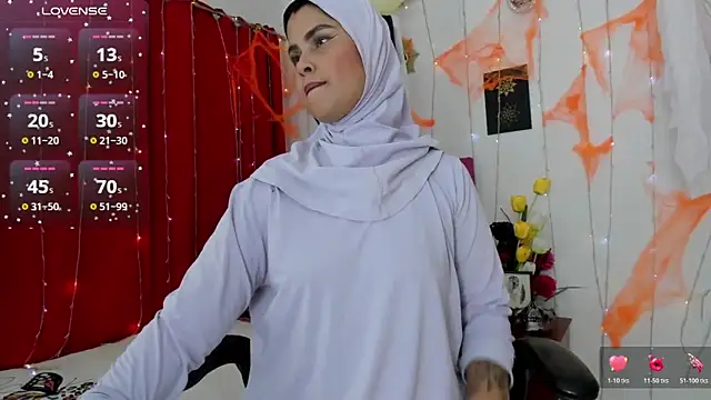 Snapshot of AishaAmin_ chatting on 11-01-25, 03:08 AishaAmin online show from 11-01-25, 03:08