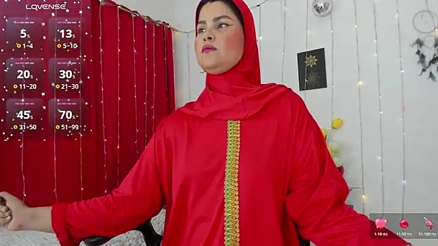 Snapshot of AishaAmin_ chatting on 11-12-25, 12:16 AishaAmin online show from 11-12-25, 12:16