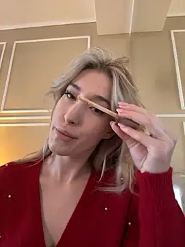 SerenaBennet online show from 11-24-25, 10:48