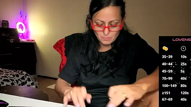 YourDreamLoverr online show from 11-13-25, 01:15