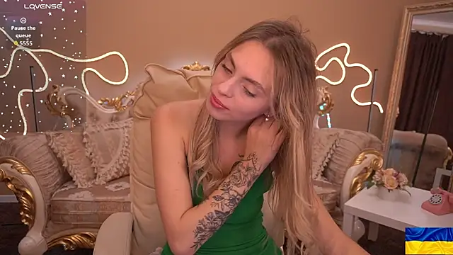 ChloeBrightt online show from 10-03-25, 08:17