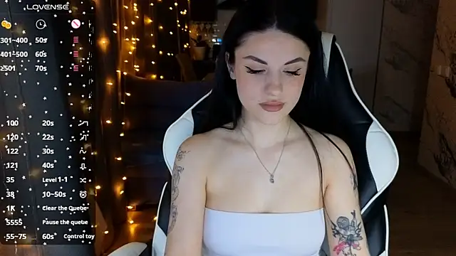 Mary   Moore online show from 02-05-25, 12:53