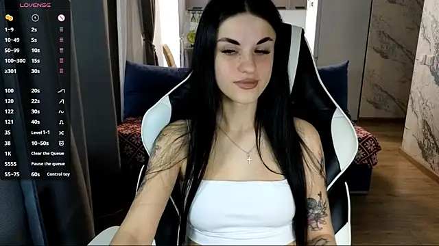 Mary   Moore online show from 11-08-25, 07:52