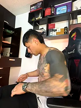 Snapshot of darmod chatting on 10-03-25, 09:17 darmod online show from 10-03-25, 09:17