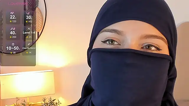 anna-henao online show from 12-27-24, 12:12