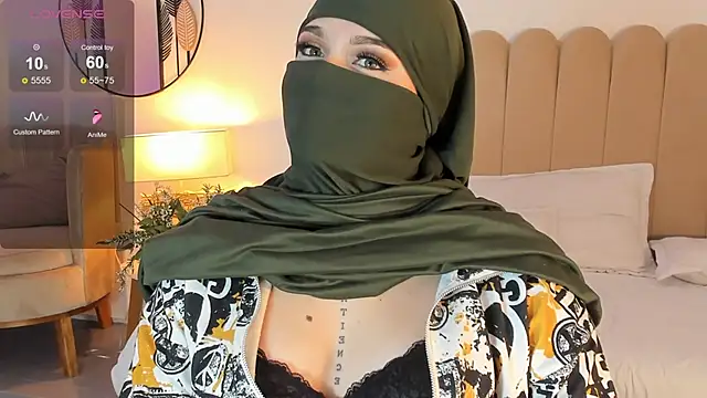 anna-henao online show from 02-18-25, 12:17