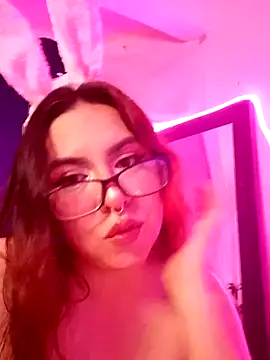 Snapshot of Celestte22 chatting on 10-24-25, 01:24 Celestte22 online show from 10-24-25, 01:24