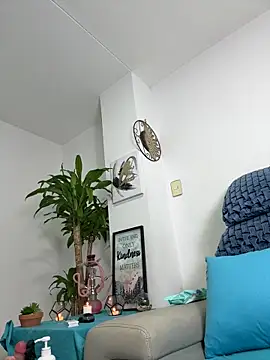 jamilaross online show from 02-13-25, 04:11