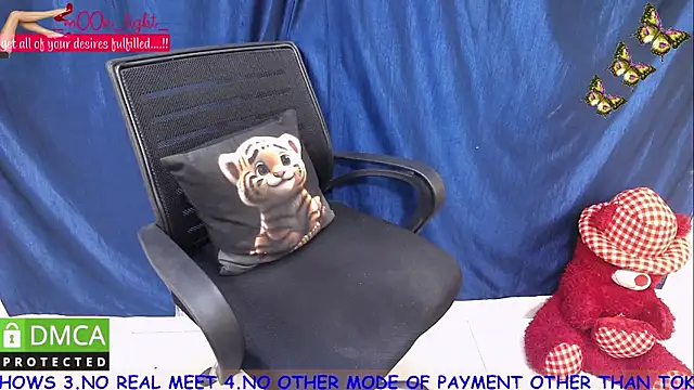  mOOn light  online show from 01-28-25, 05:00