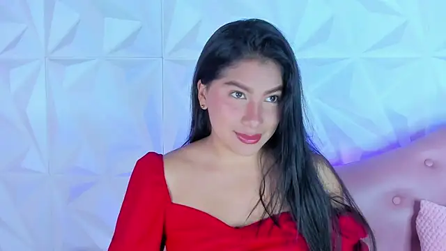 LinnaGardenia online show from 01-14-25, 01:38