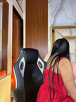 Snapshot of LinnaGardenia chatting on 01-06-26, 12:53 LinnaGardenia online show from 01-06-26, 12:53