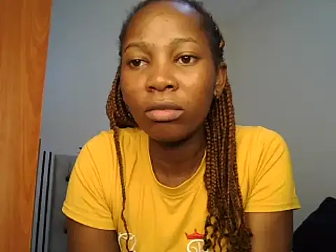 Petitiebooty online show from 02-07-25, 10:08