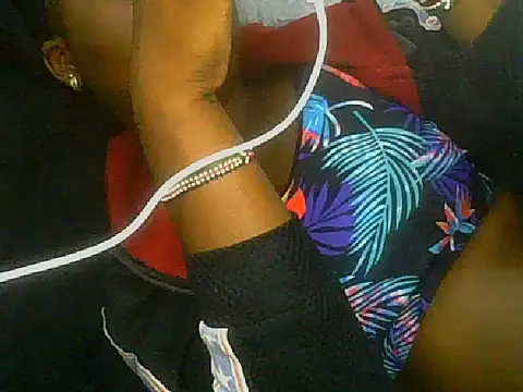 pretty nanah online show from 10-07-25, 09:23