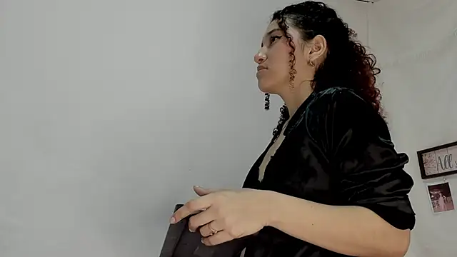 gabriela duarte1 online show from 02-02-25, 11:30