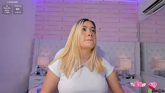 Yaaky  online show from 12-13-24, 01:26