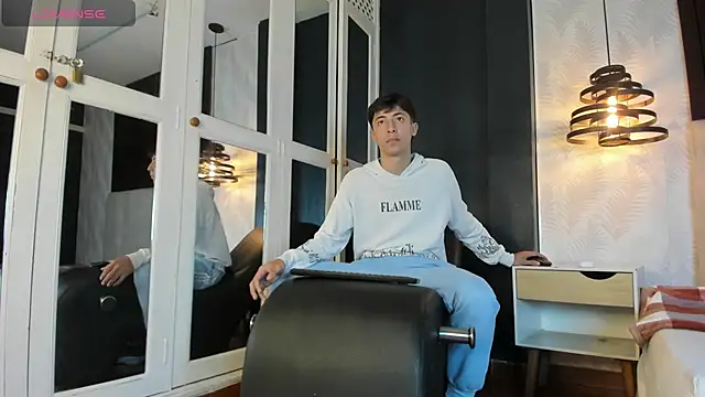 AlessandroDybala online show from 02-20-25, 12:04