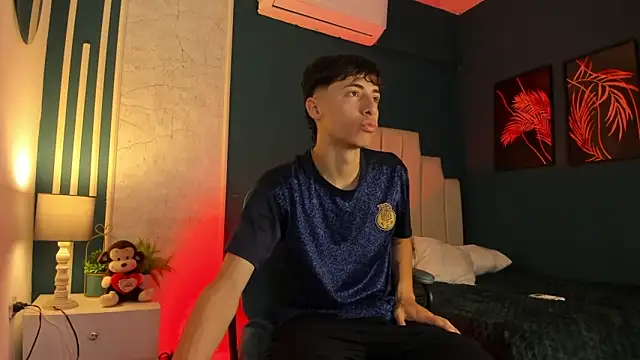 AlessandroDybala online show from 03-20-25, 12:00