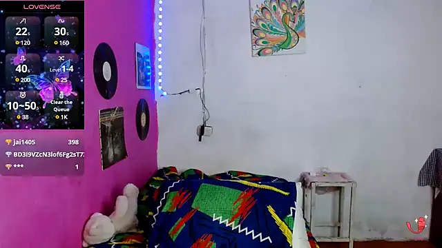 Snapshot of sensitive_brunette chatting on 01-14-25, 11:16 sensitive brunette online show from 01-14-25, 11:16