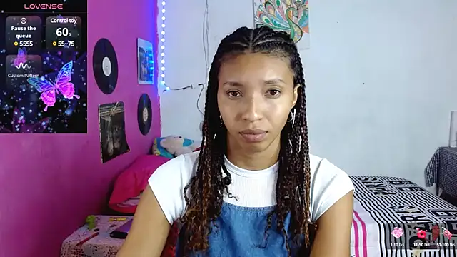 Snapshot of sensitive_brunette chatting on 02-05-25, 11:28 sensitive brunette online show from 02-05-25, 11:28