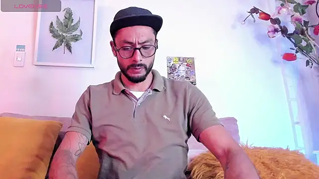 Tom cooper  online show from 01-15-25, 01:31