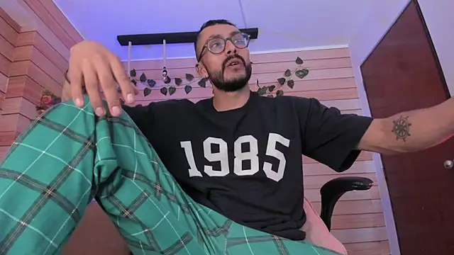 Tom cooper  online show from 02-28-25, 07:14