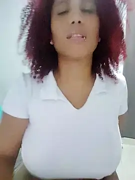 Snapshot of zandra_kiman chatting on 10-04-25, 03:59 zandra kiman online show from 10-04-25, 03:59