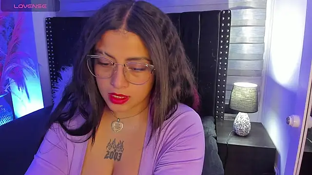 Sofiia-Rubb online show from 02-11-25, 07:23