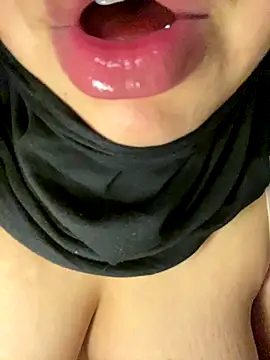 Barbyxhot online show from 12-16-25, 01:54