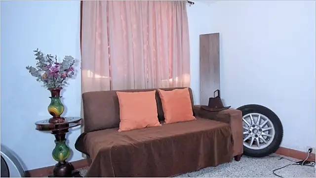 Lauren A online show from 10-22-25, 02:39